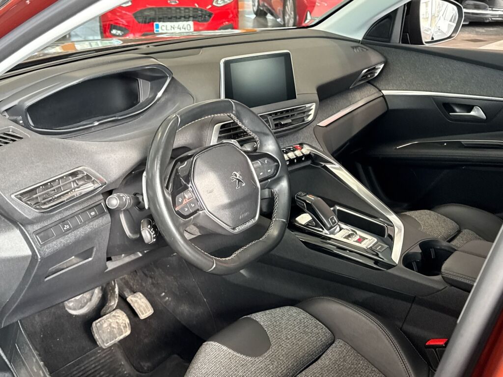 Peugeot 3008 2019 Musta