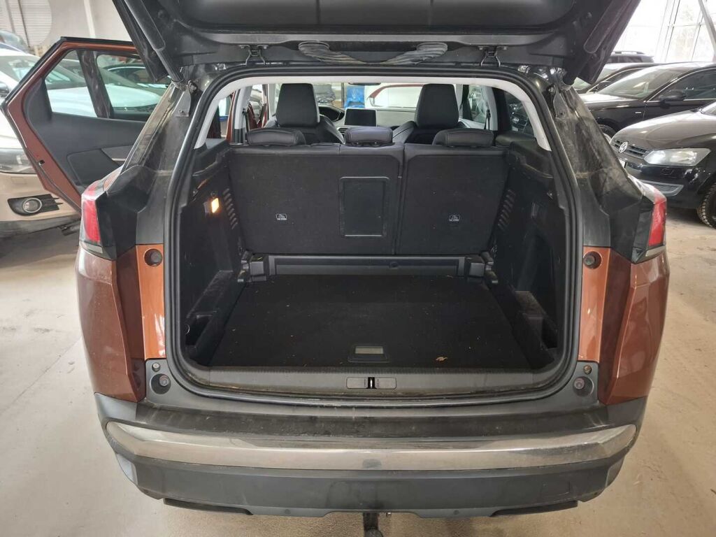 Peugeot 3008 2019 Musta