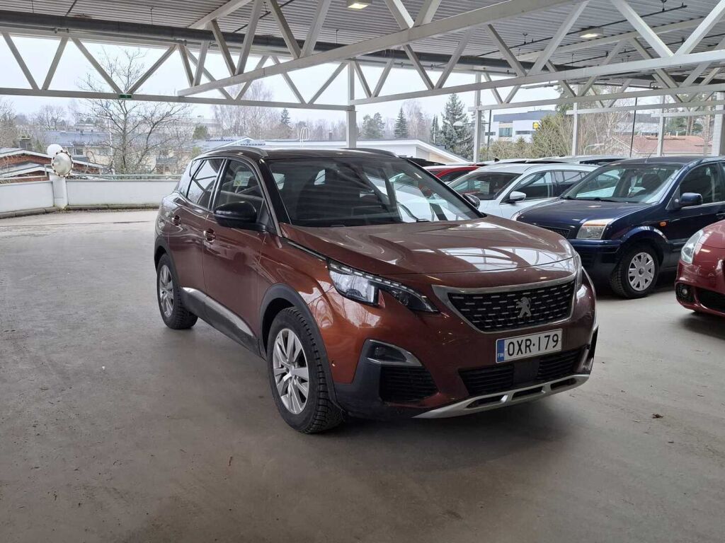 Peugeot 3008 2019 Musta