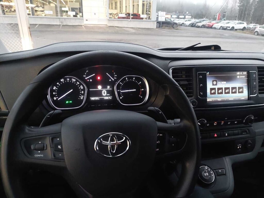 Toyota Proace 2019 Musta