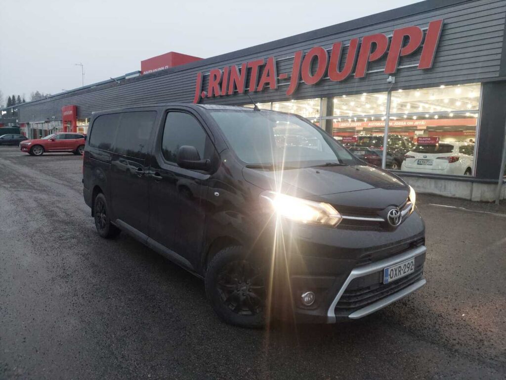 Toyota Proace 2019 Musta