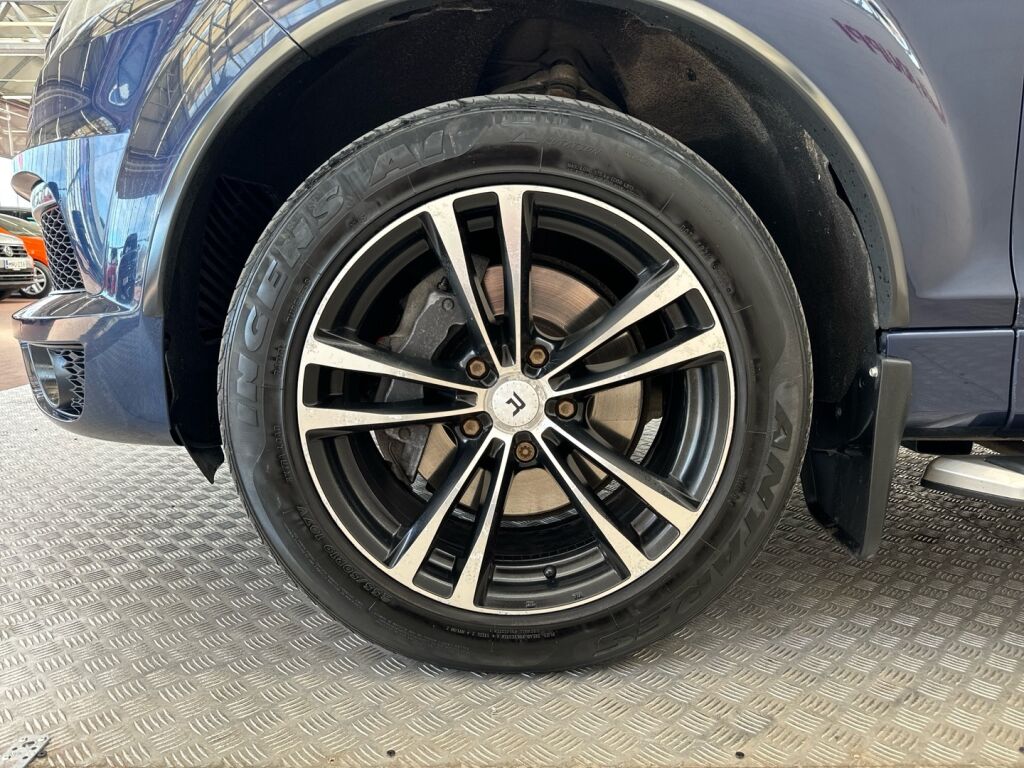 Audi Q7 2011 Sininen