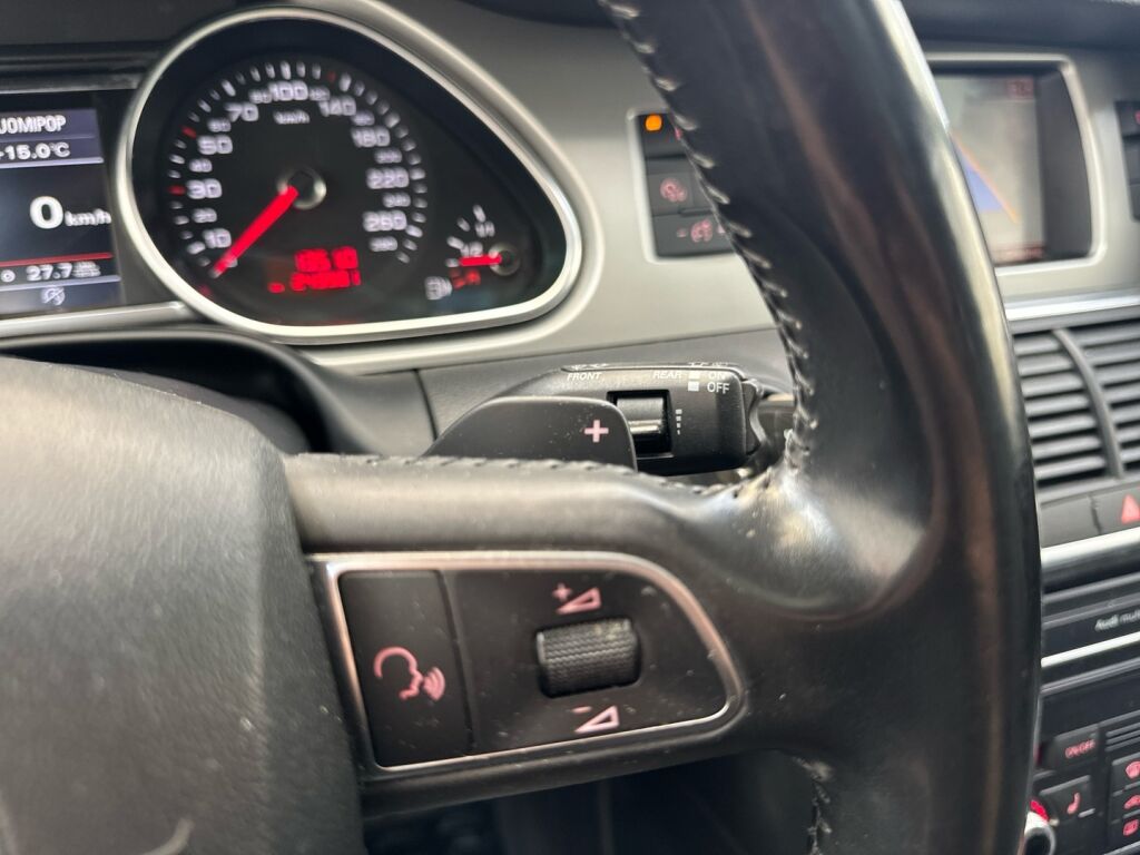 Audi Q7 2011 Sininen