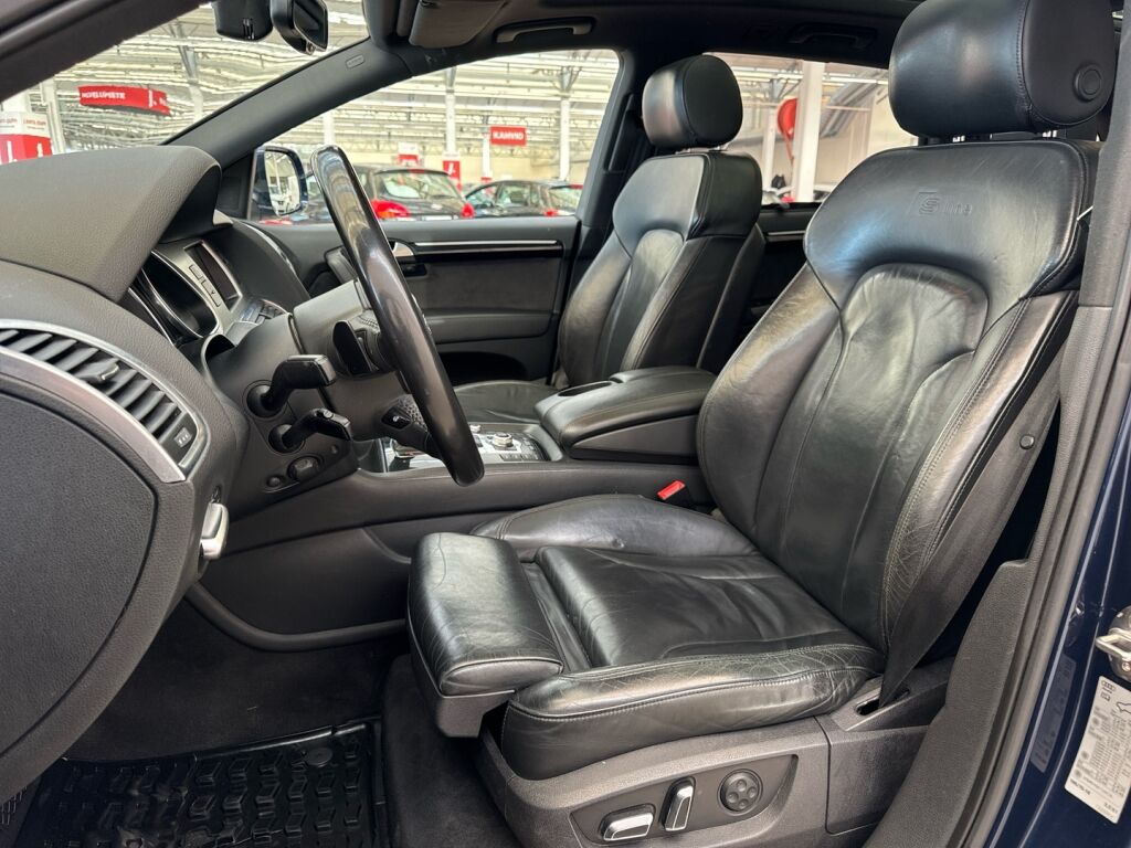 Audi Q7 2011 Sininen