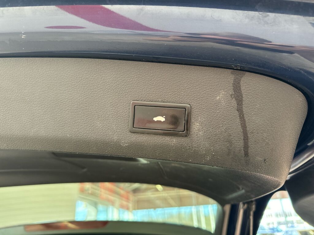 Audi Q7 2011 Sininen