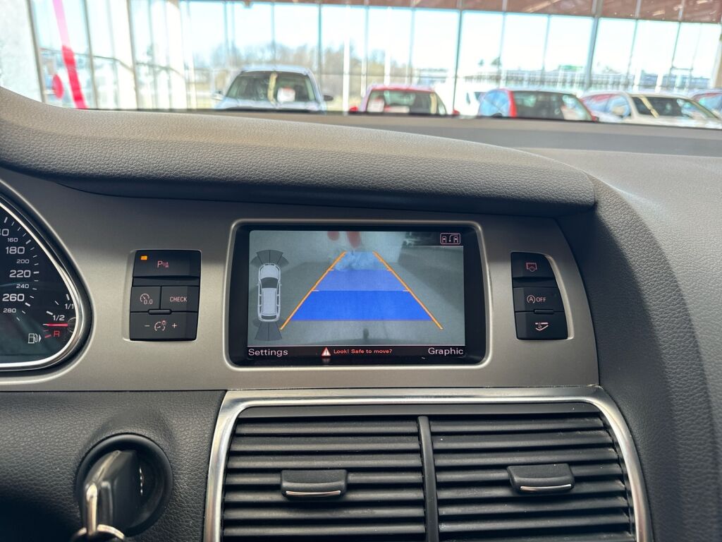 Audi Q7 2011 Sininen