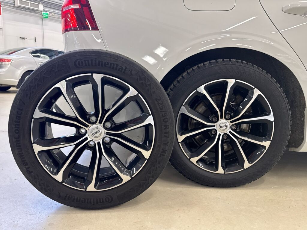 Volvo V60 2018 Valkoinen