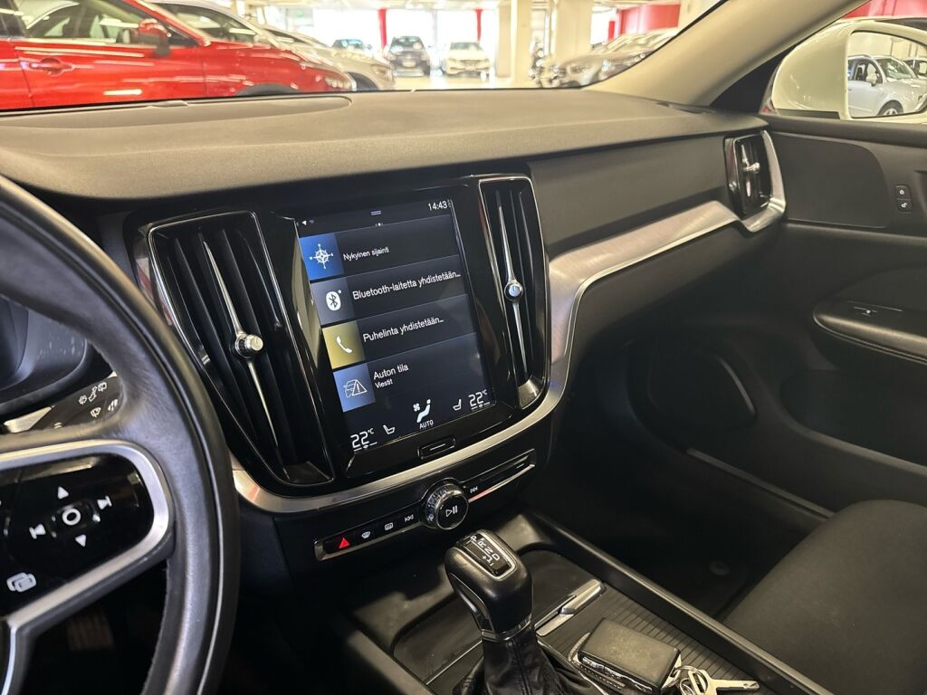 Volvo V60 2018 Valkoinen