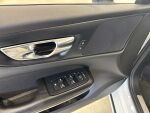 Volvo V60 2018 Valkoinen