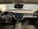 Volvo V60 2019 Musta