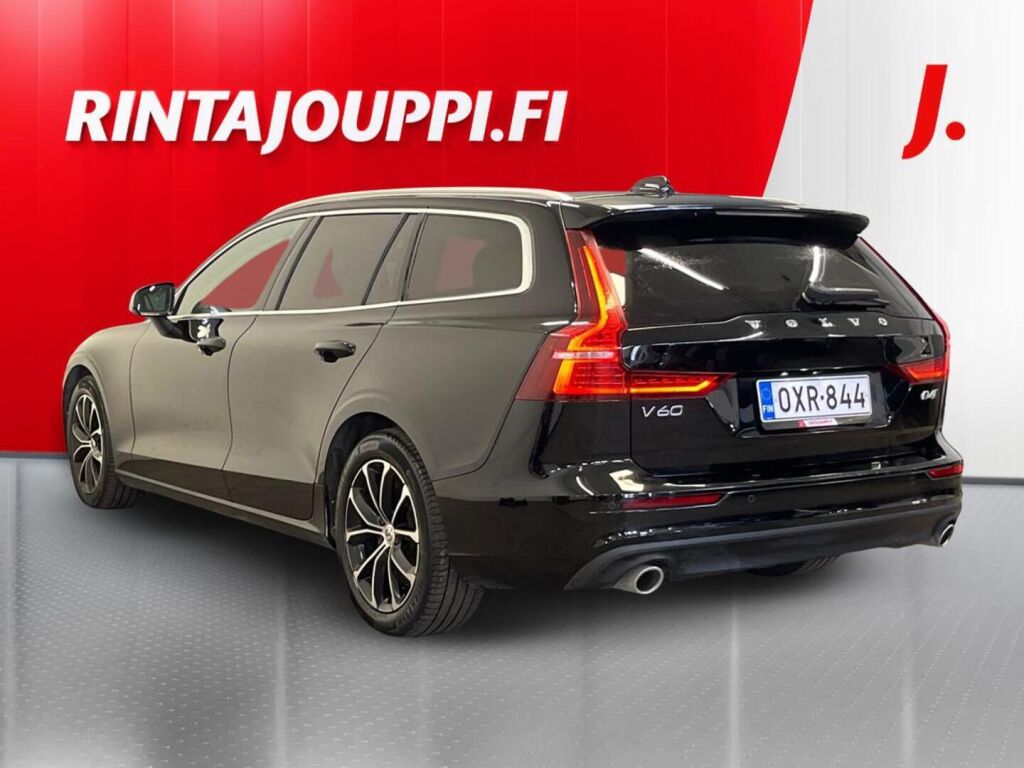 Volvo V60 2019 Musta