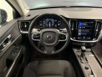 Volvo V60 2019 Musta