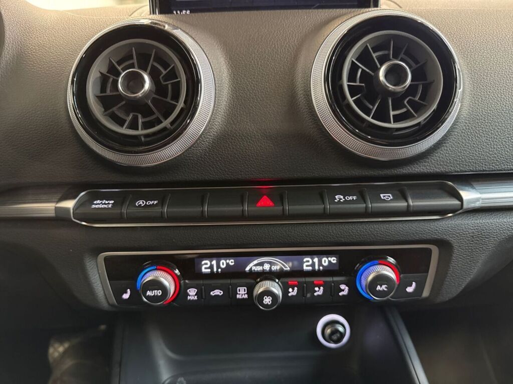 Audi A3 2019 Valkoinen