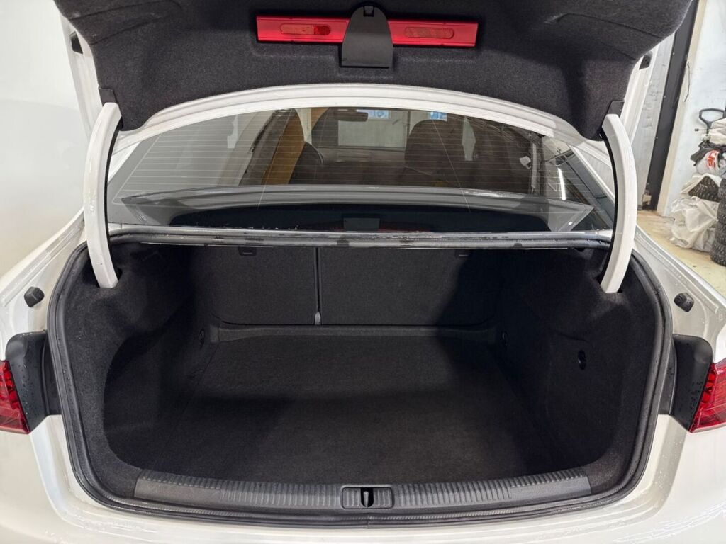 Audi A3 2019 Valkoinen