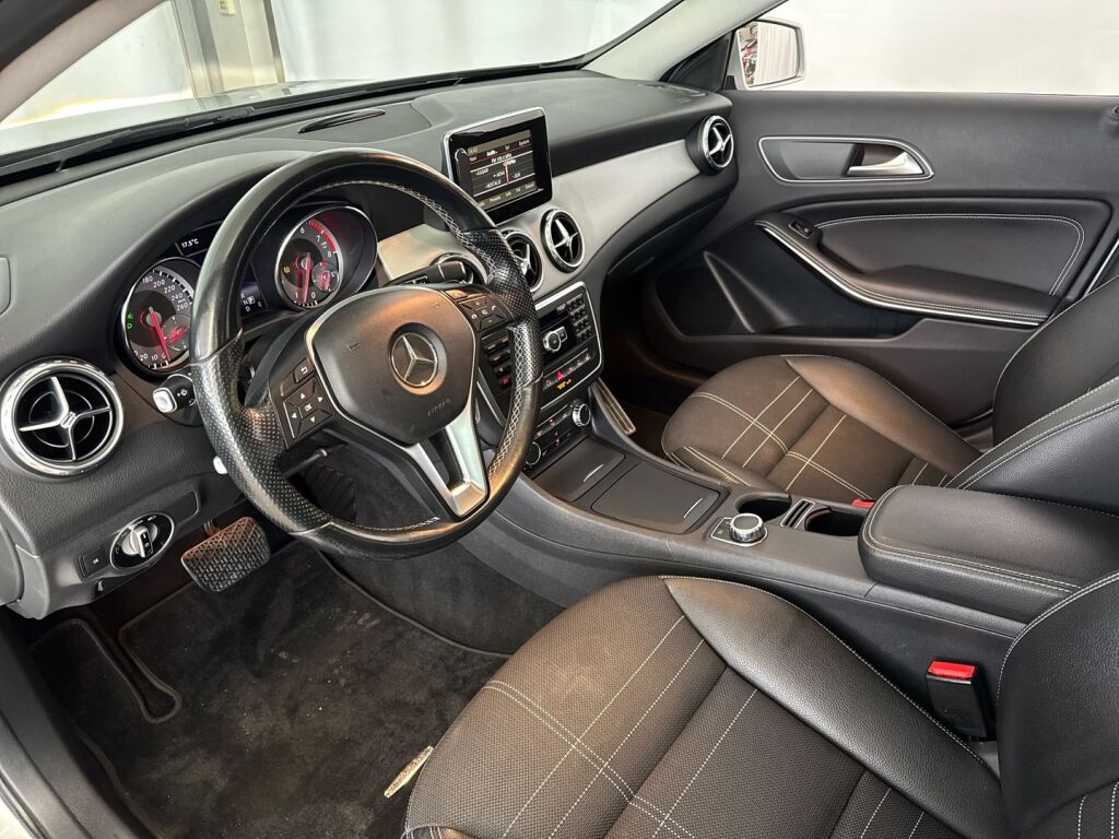 Mercedes-Benz GLA 2015 Hopea