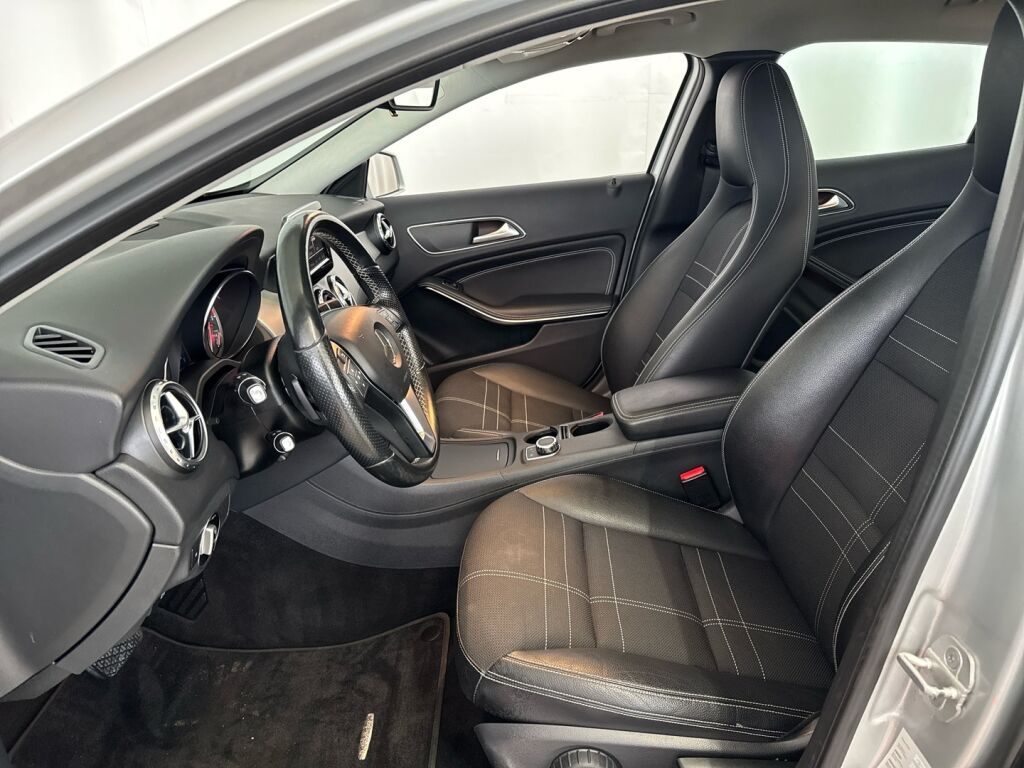 Mercedes-Benz GLA 2015 Hopea