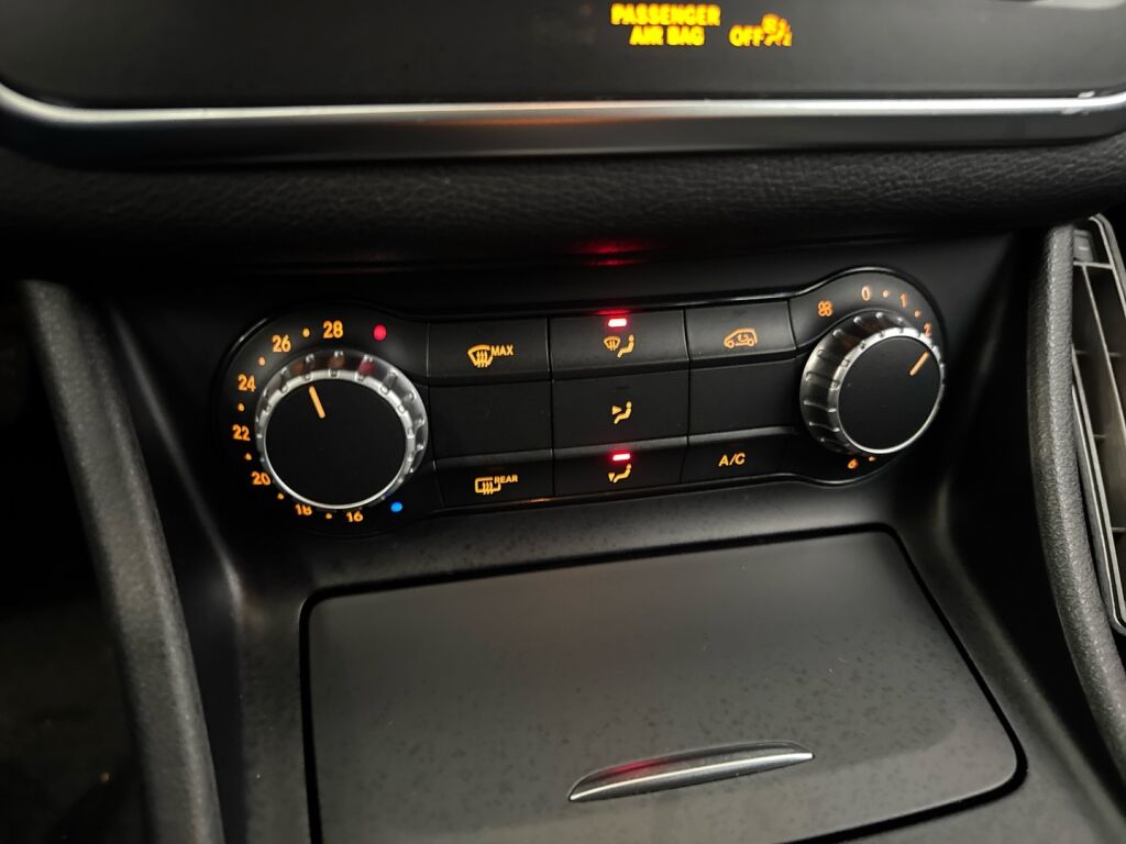 Mercedes-Benz GLA 2015 Hopea