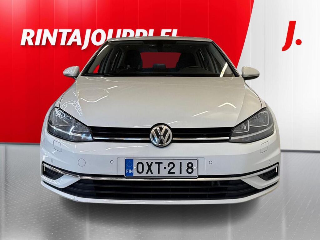 Volkswagen Golf 2019 Valkoinen