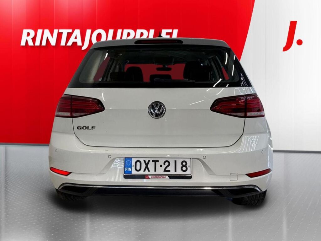Volkswagen Golf 2019 Valkoinen