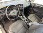 Volkswagen Golf 2019 Valkoinen