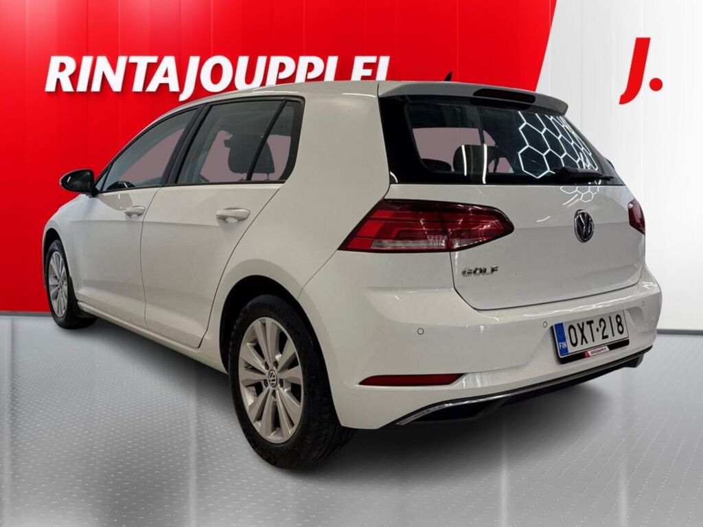 Volkswagen Golf 2019 Valkoinen