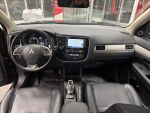 Mitsubishi Outlander PHEV 2013 Musta