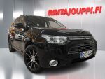 Mitsubishi Outlander PHEV 2013 Musta