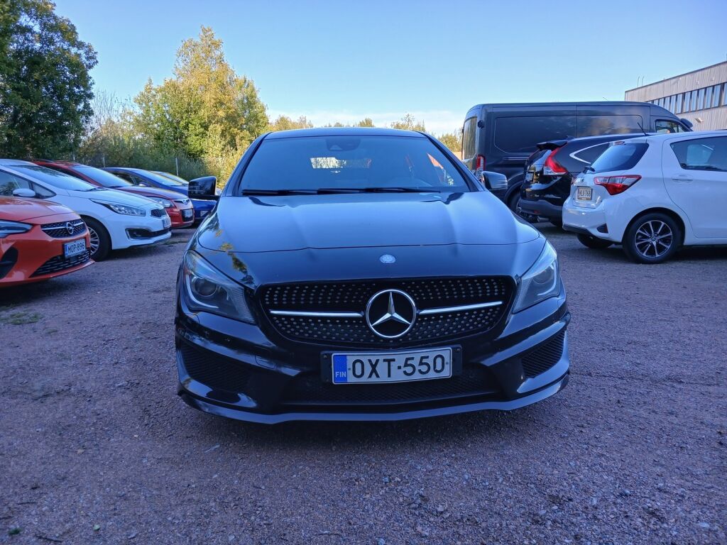 Mercedes-Benz CLA 2015 Musta