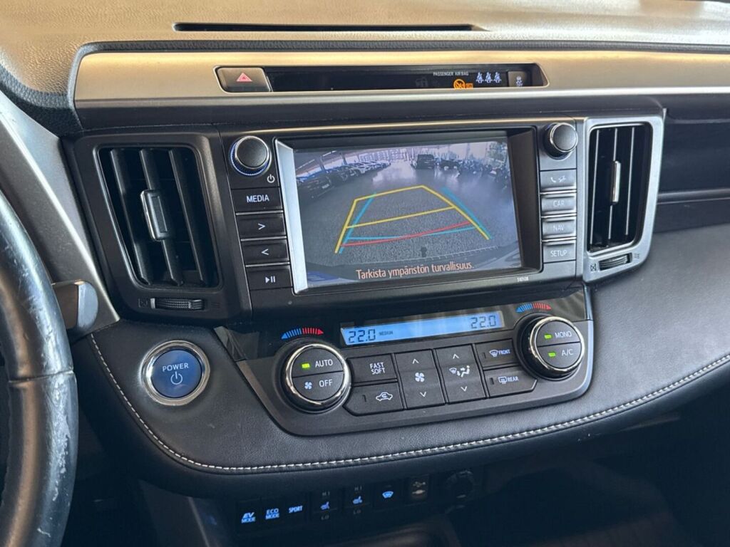 Toyota RAV4 2019 Ruskea (beige)