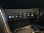 Toyota RAV4 2019 Ruskea (beige)