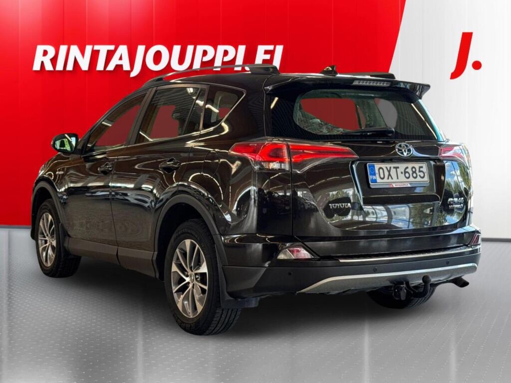 Toyota RAV4 2019 Ruskea (beige)