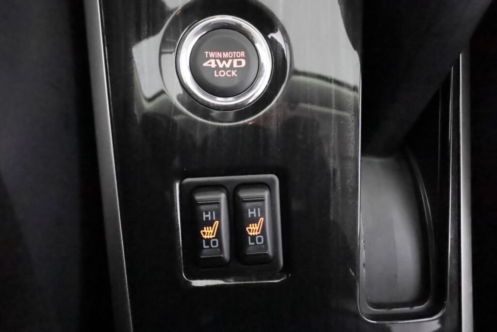 Mitsubishi Outlander PHEV 2016 Valkoinen