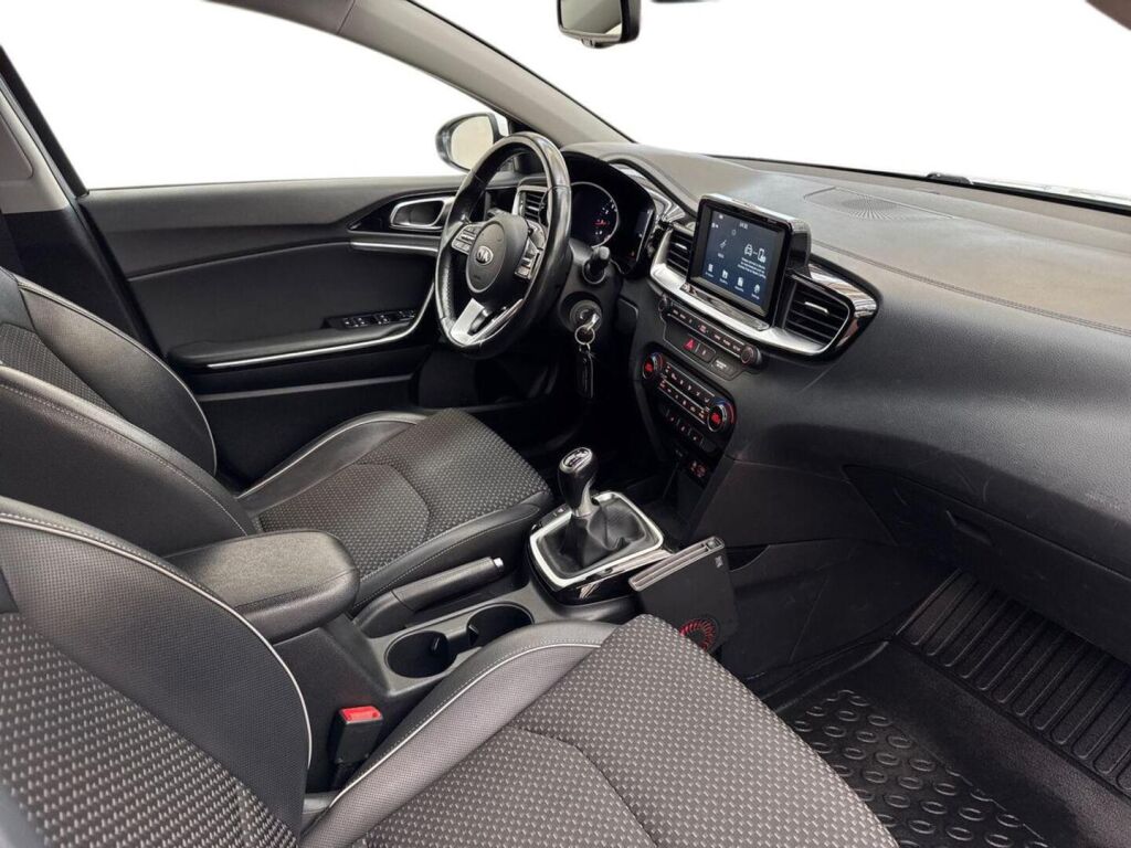 Kia Ceed 2019 Valkoinen