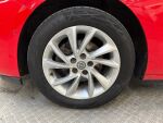 Opel Astra 2019 Punainen