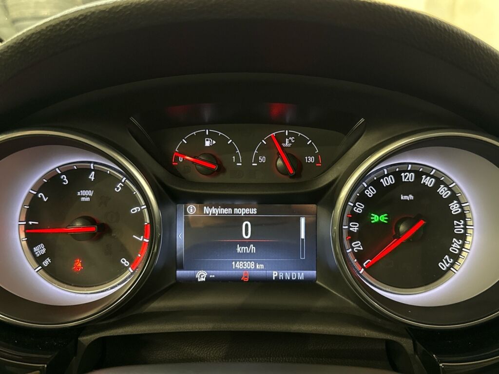 Opel Astra 2019 Punainen