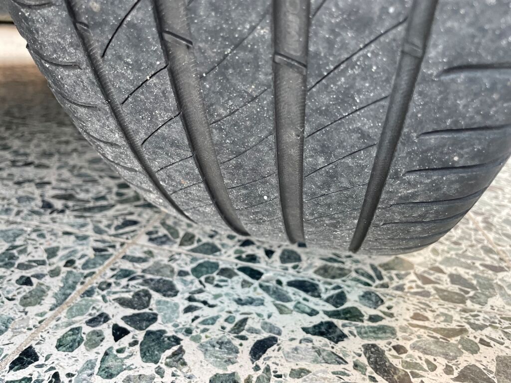 Toyota Auris 2019 Musta