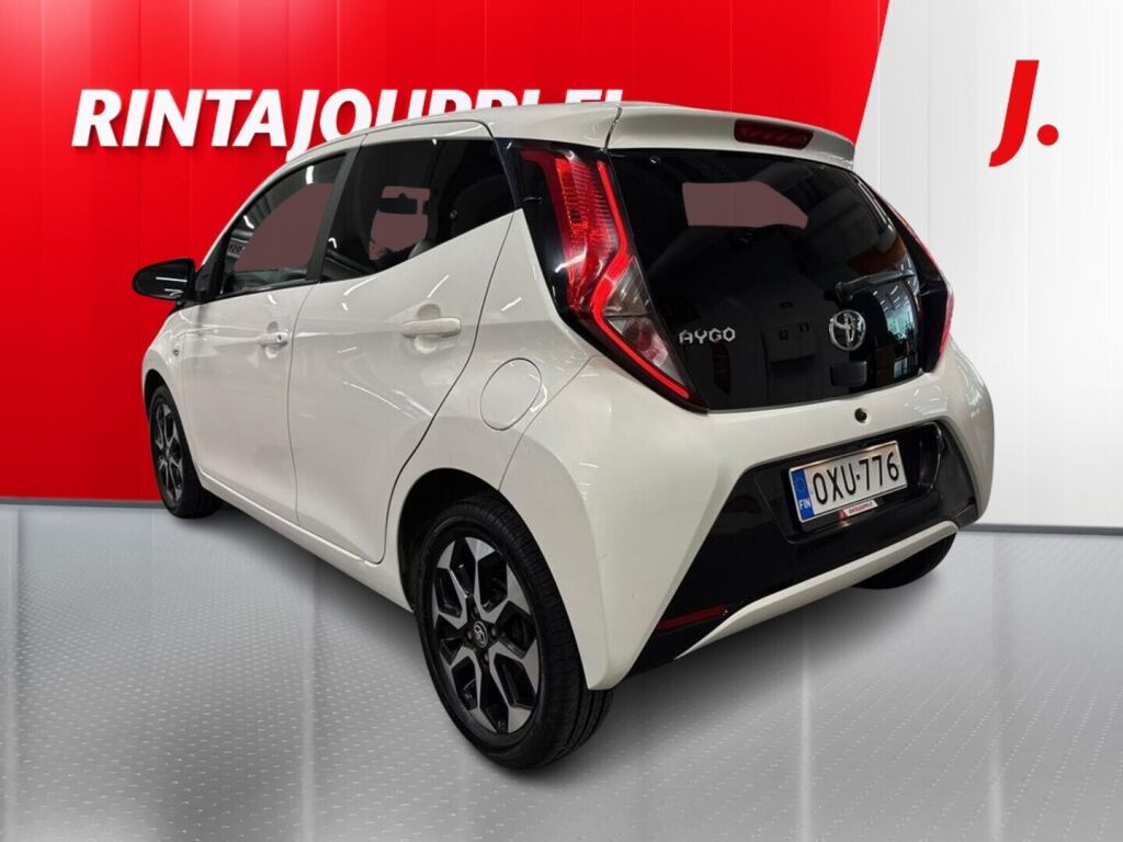 Toyota AYGO 2018 Valkoinen