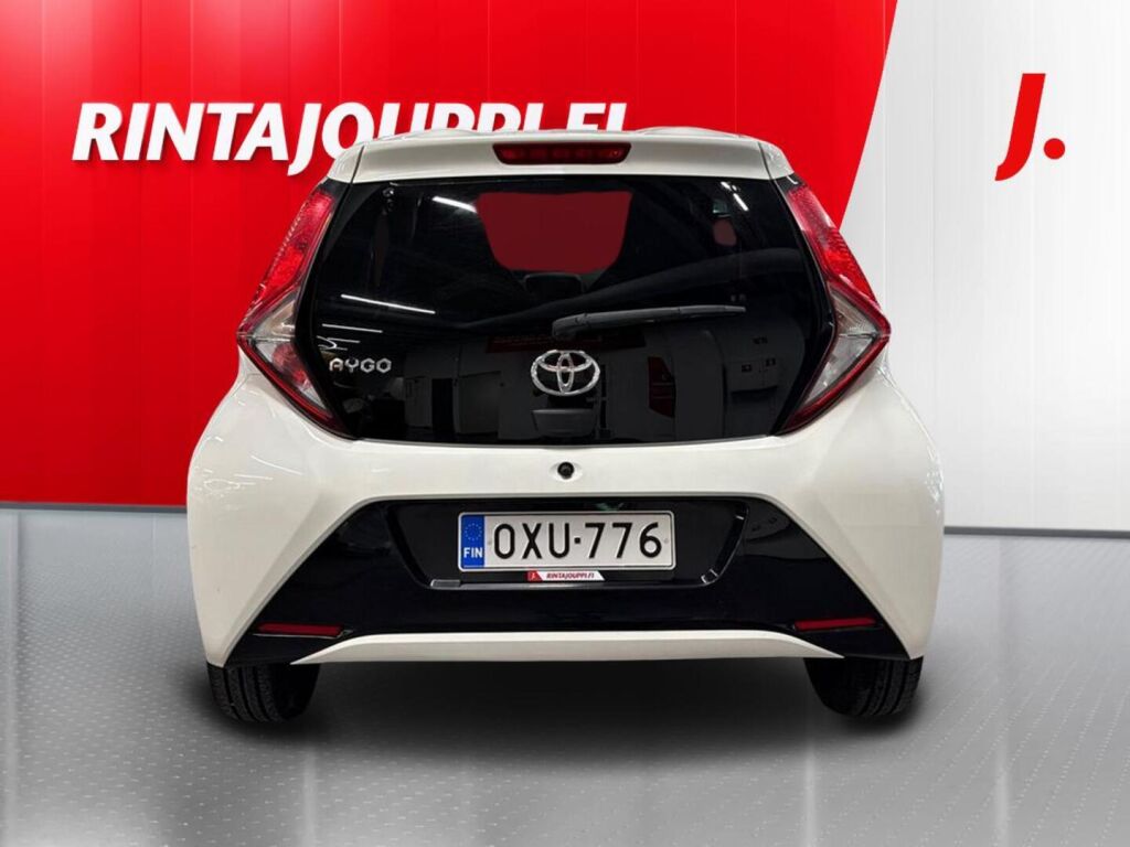 Toyota AYGO 2018 Valkoinen