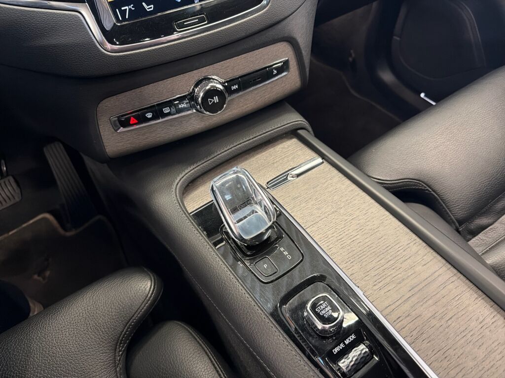 Volvo XC90 2020 Harmaa