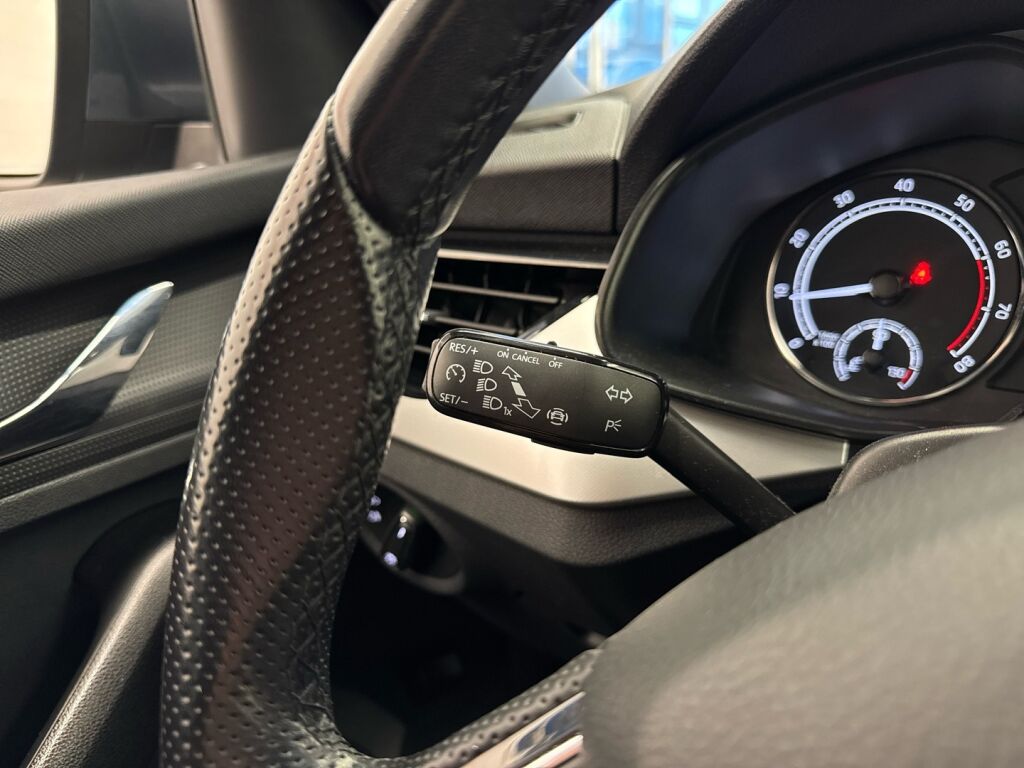 Skoda Kamiq 2020 Harmaa