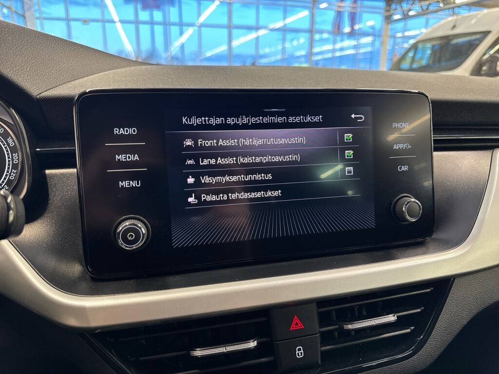 Skoda Kamiq 2020 Harmaa