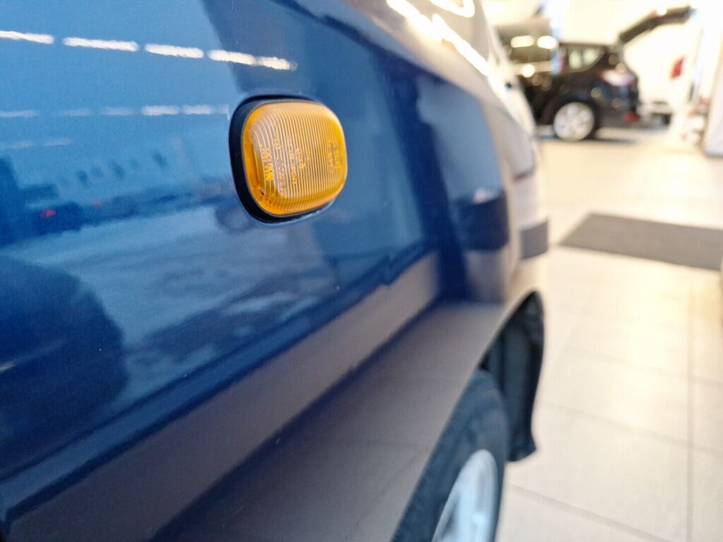 Toyota Previa 2000 Sininen