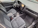 Mitsubishi Outlander PHEV 2016 Musta