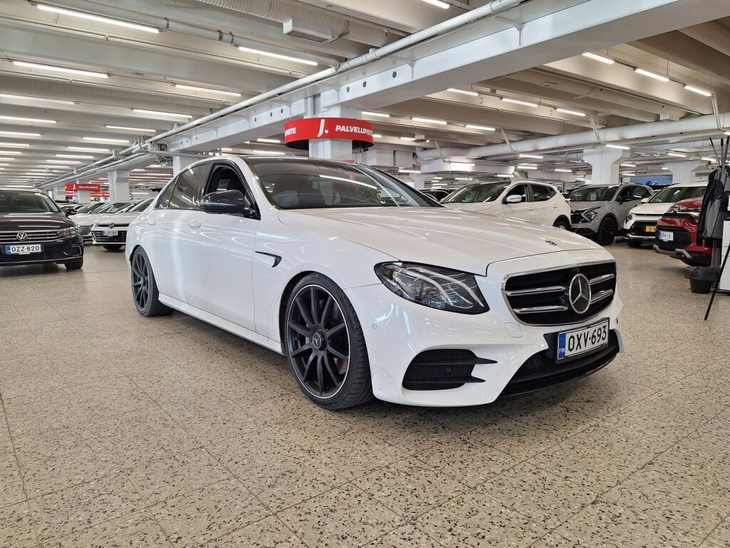 Mercedes-Benz E 2018 Valkoinen