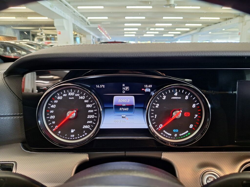 Mercedes-Benz E 2018 Valkoinen