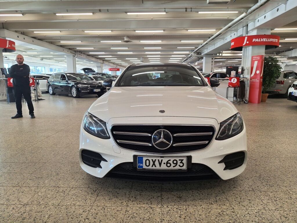 Mercedes-Benz E 2018 Valkoinen
