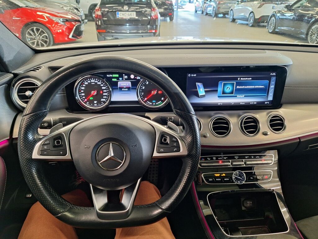 Mercedes-Benz E 2018 Valkoinen