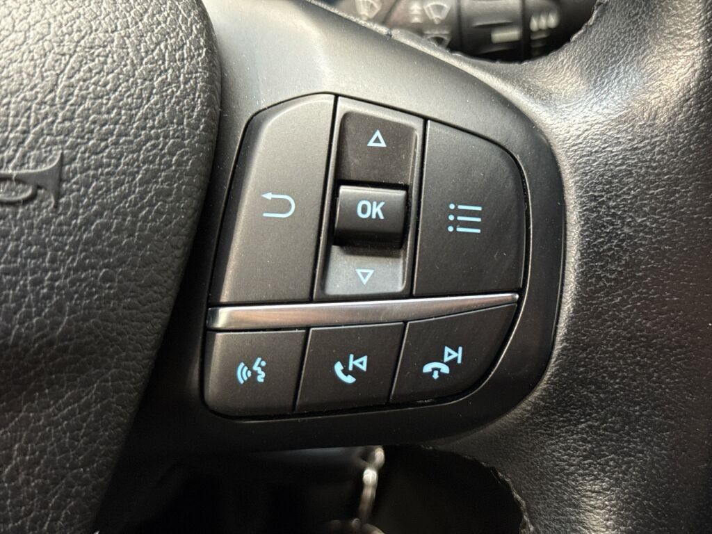 Ford Transit Custom 2020 Musta