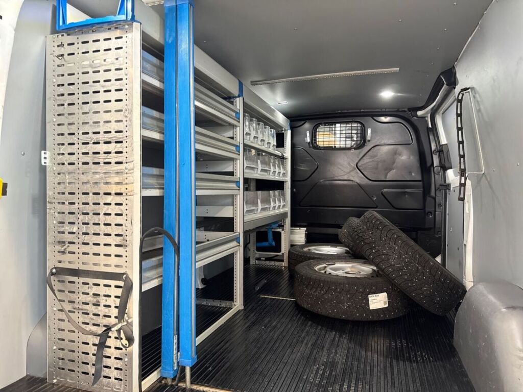 Ford Transit Custom 2020 Valkoinen