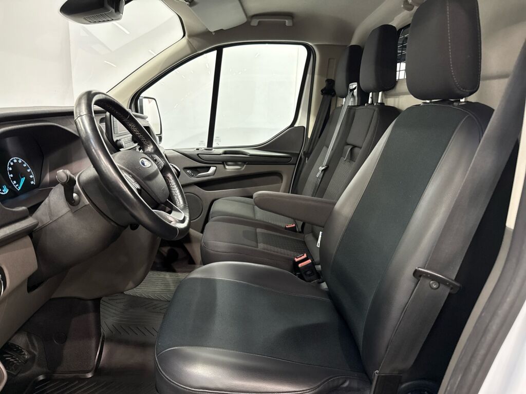 Ford Transit Custom 2020 Valkoinen